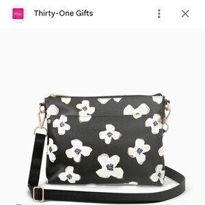 NEW Thirty One “Relaxed Crossbody” in Scattered Flowers Smooth Pebble